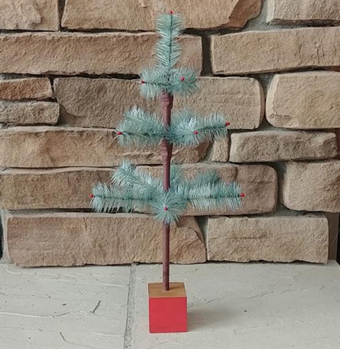 Miniature 10 Primitive Faux Feather Tree – Monahan Papers