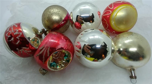 Vintage Lot Of 3 1970s Currier & Ives Corning Glass Christmas Ornament  Balls